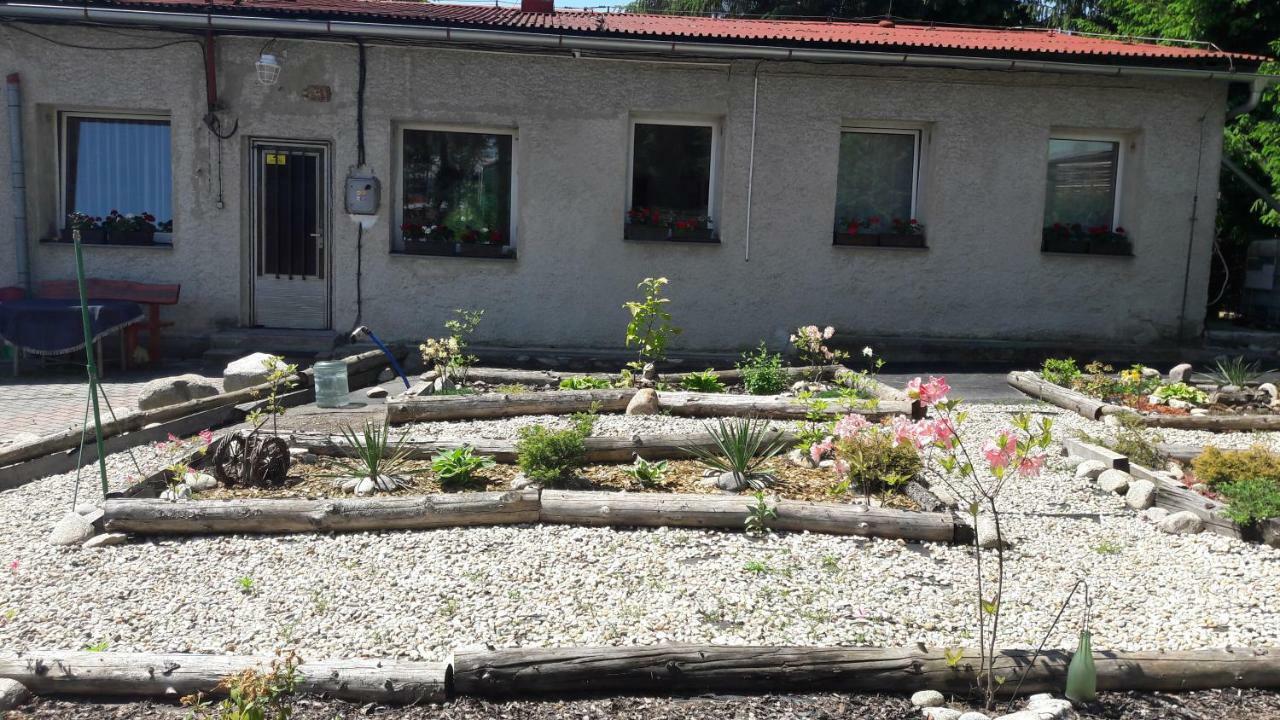 Apartman Yvet Sucany Exterior foto