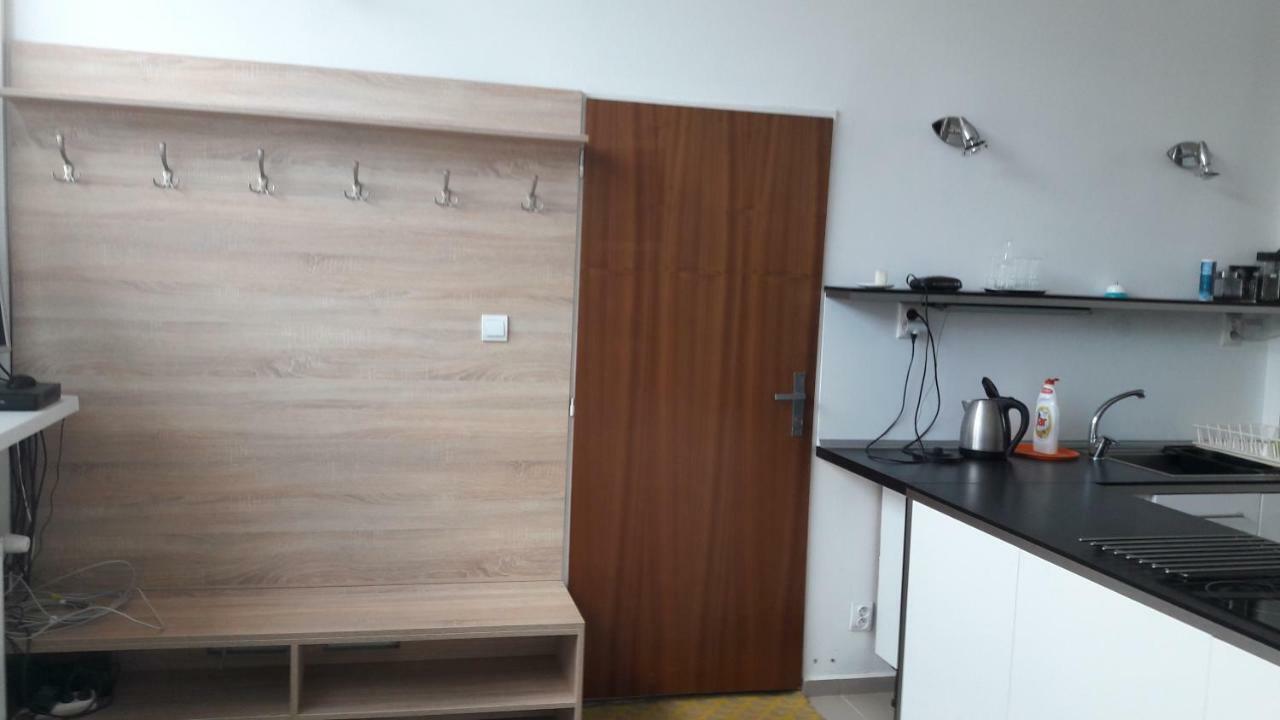 Apartman Yvet Sucany Exterior foto